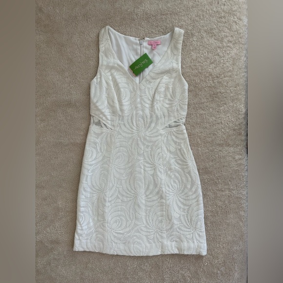 Lilly Pulitzer Dresses & Skirts - NWT Lilly Pulitzer BLAKELY SHIFT resort white dress size 4 sea swirling lace